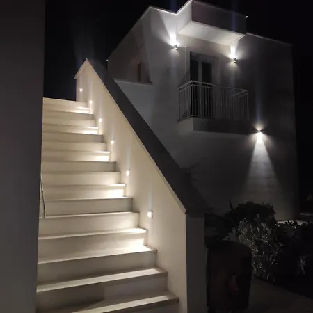 Apulia Don Vito アパート